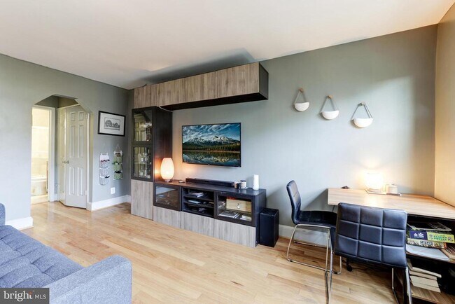 Foto del edificio - 1363 K St SE