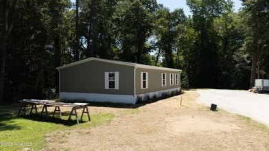 Building Photo - 1118 Old Tar Landing Rd