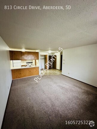 Building Photo - 307 11th Ave NW
