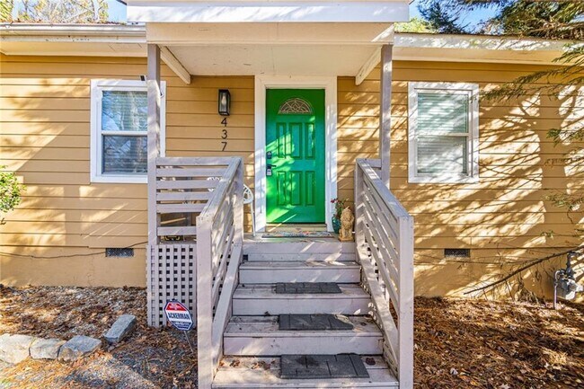 Foto del edificio - 437 Collier Ridge Dr NW