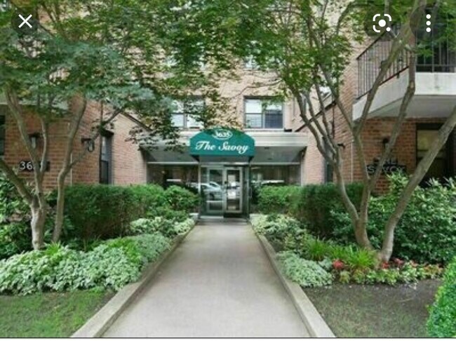 Foto del edificio - 3635 Johnson Ave