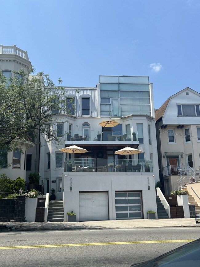 Foto del edificio - 955 Boulevard E