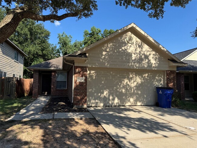 Building Photo - 33114 Cottonwood Bend