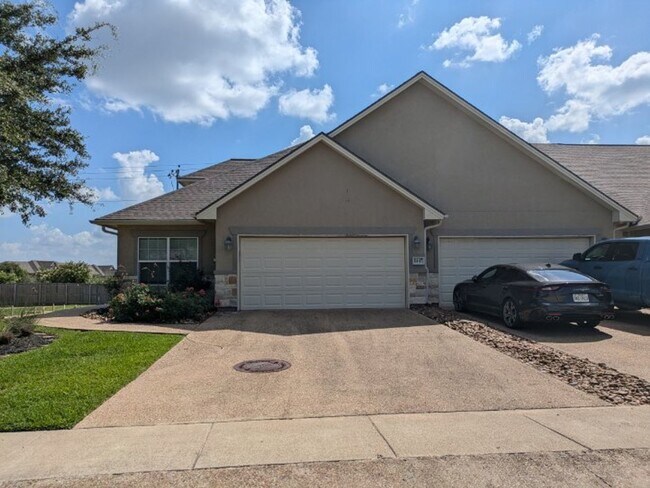 Foto del edificio - 3 Bedroom, 3 bath