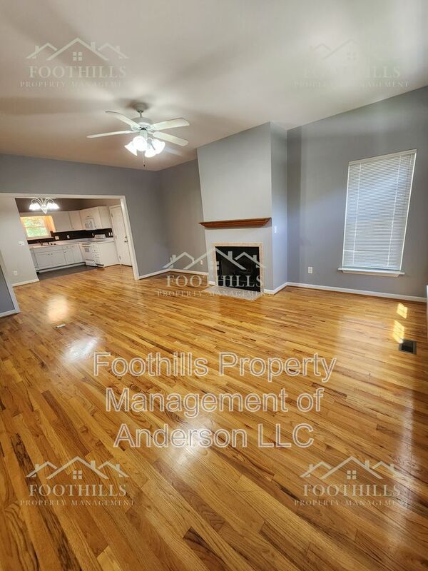 Foto del edificio - 141 Ashton Ln