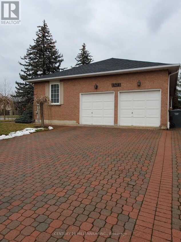 Primary Photo - 1572 Cartier Ct