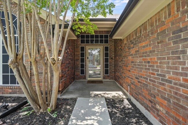 Photo - 2329 Penrose Dr House