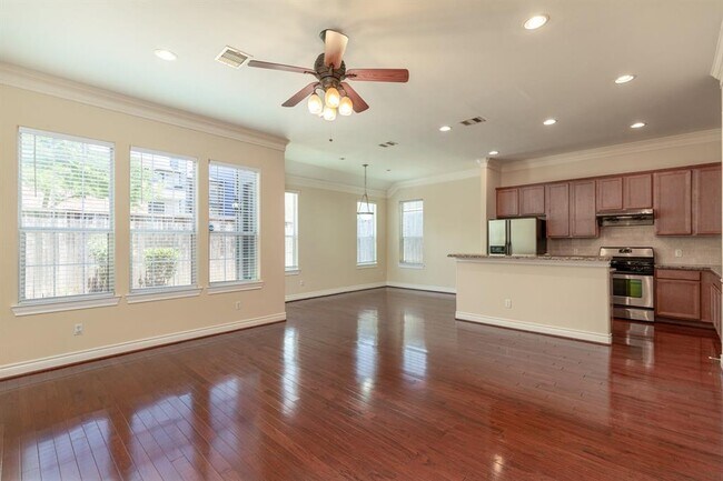Foto del edificio - 2632 Starboard Point Dr