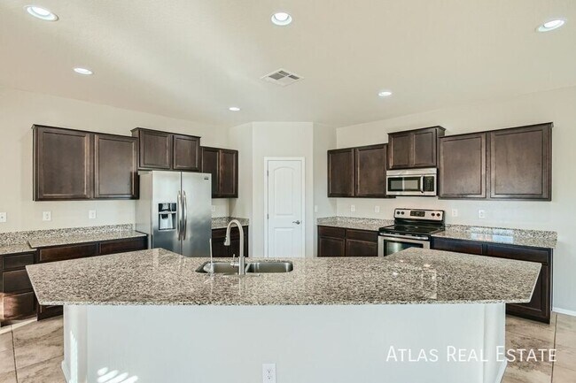 Foto del edificio - 1181 E Taylor Trail