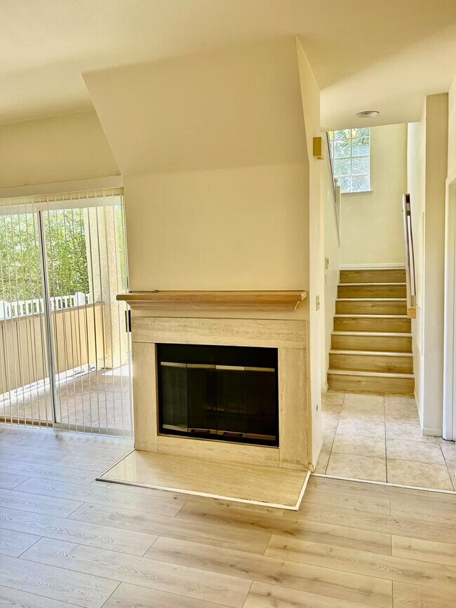Foto del edificio - 5816 Freebird Ln