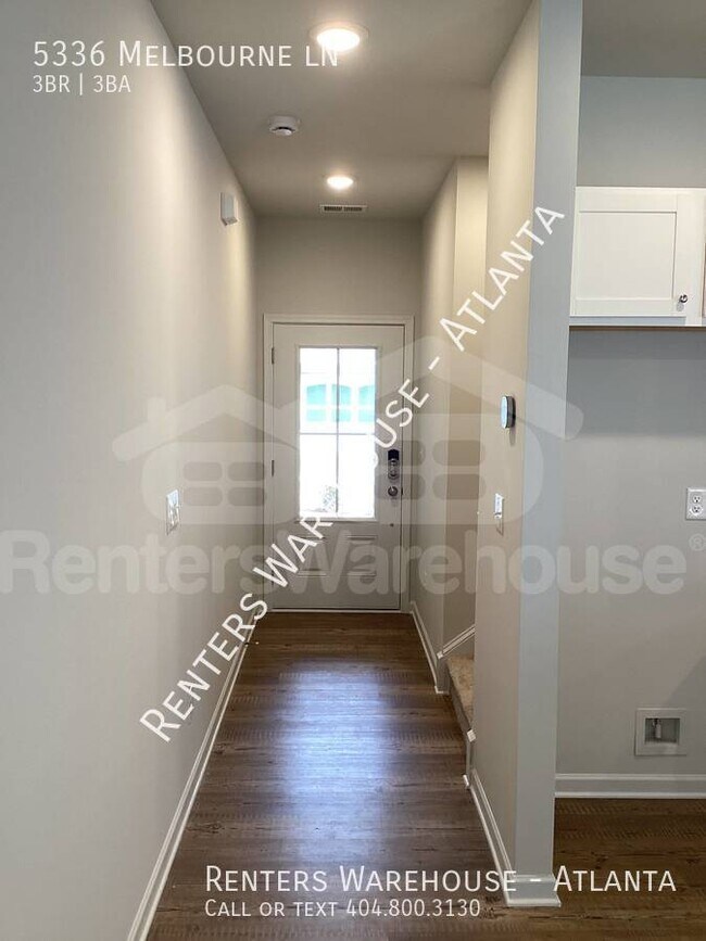 Foto del edificio - New Townhouse in Flowery Branch