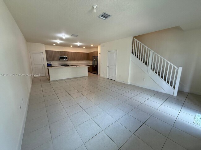 Building Photo - 4617 NW 83rd Path