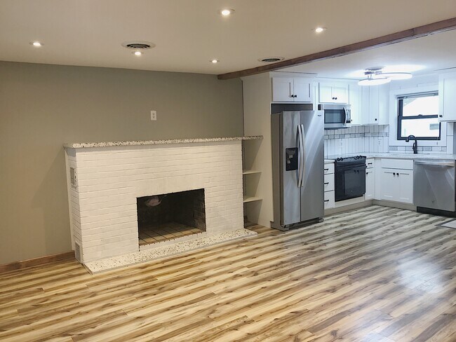 Foto del edificio - 721 S Kolbiaz Dr