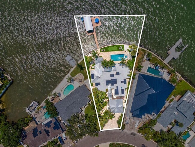 Building Photo - 1828 Venetian Point Dr