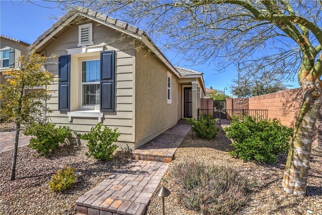 Building Photo - 2111 Emyvale Ct