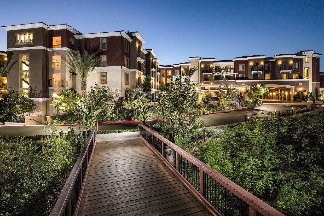 Adagio On The Green Apartments In Mission Viejo Ca Westside Rentals