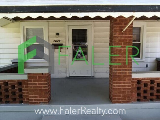 Building Photo - Beautiful Bungalow Ready Now!