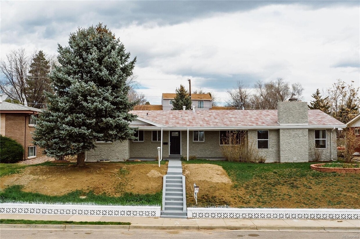 Front View of House - 165 W Midway Blvd