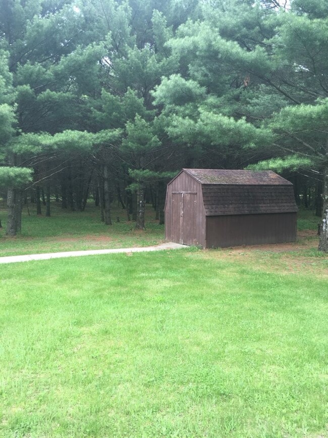 Building Photo - 5105 Willard Ln