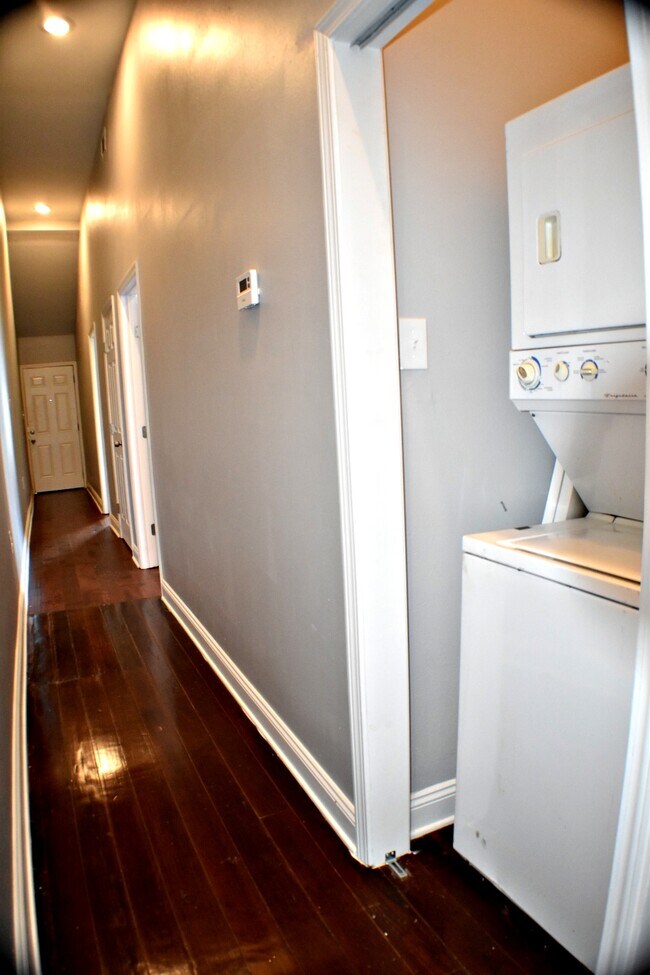 Hallway - 1701 Frenchmen St