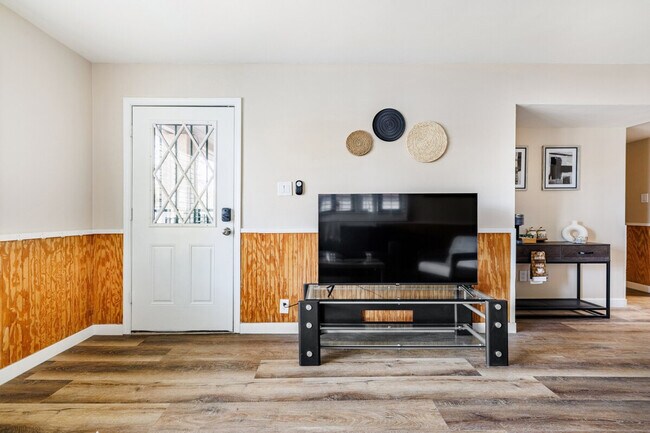 Foto del edificio - 3117 N 44th St