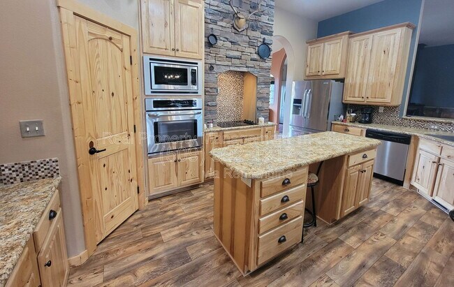 Foto del edificio - 52203 WA-225