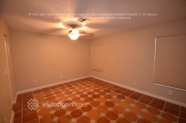 Building Photo - 2990 Myrtle Oak Cir