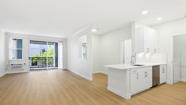 Living Room with Hard Surface Flooring - City Gate at Cupertino