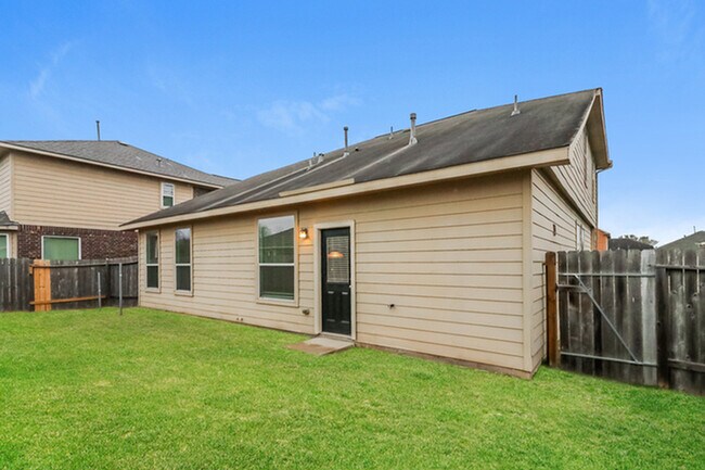Building Photo - 1039 Sarena Ct