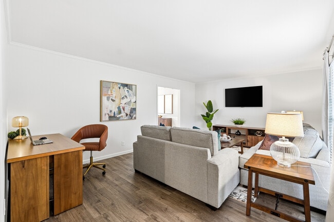 Photo - 520 Willeo Rd House