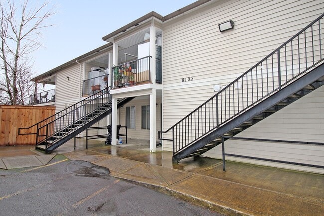 Foto del edificio - 8102 SE Lambert St
