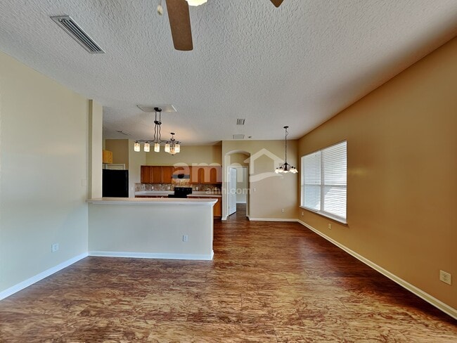 Building Photo - 13243 Bonaparte Drive West