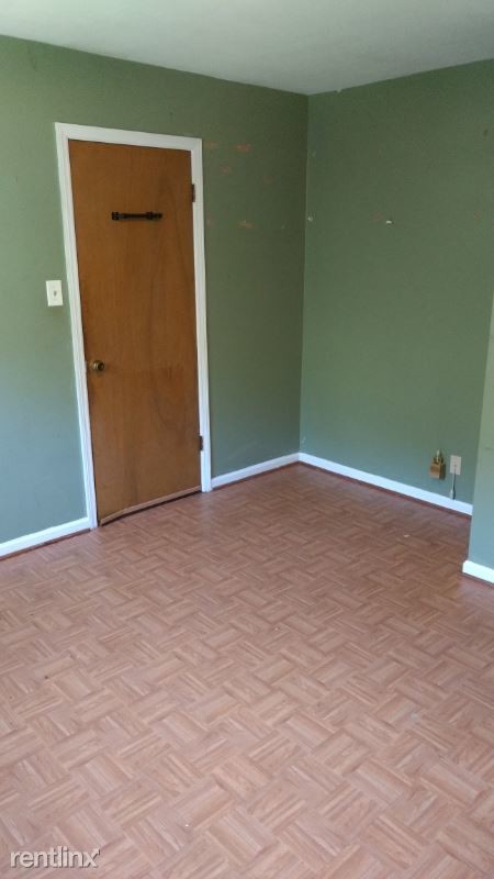 Foto del edificio - 4 br, 2 bath House - 882 Rays Road