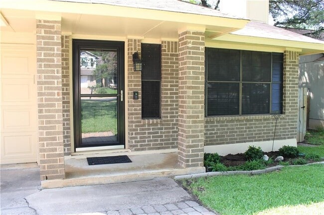 Building Photo - 7422 Dallas Dr