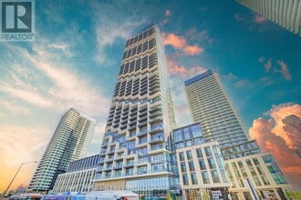 Building Photo - 1000 Portage Pkwy