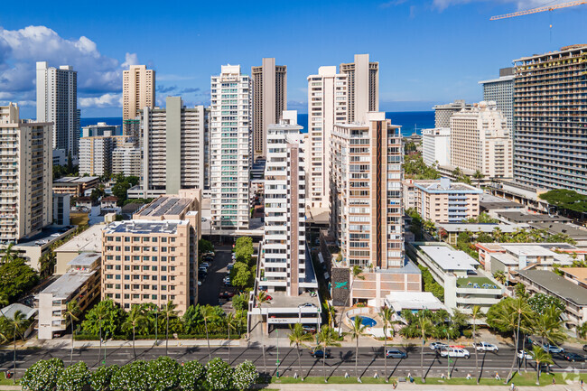 Ala Wai Town House - Apartments in Honolulu, HI | Apartments.com