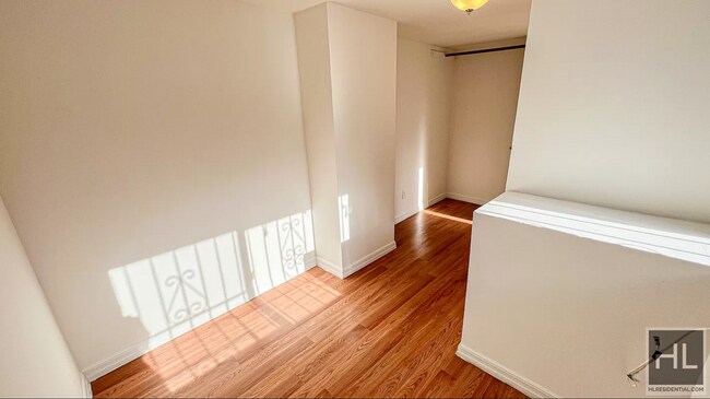 Foto del edificio - RARE & UNIQUE NOMAD 2BR NEAR 6 TRAIN