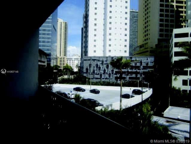 Building Photo - 1408 Brickell Bay Dr