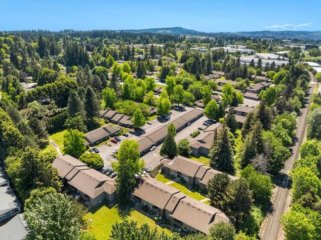 Building Photo - Tualatin Heights