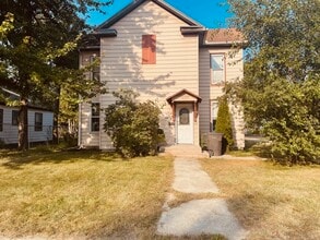 Building Photo - 1057 Johnson St