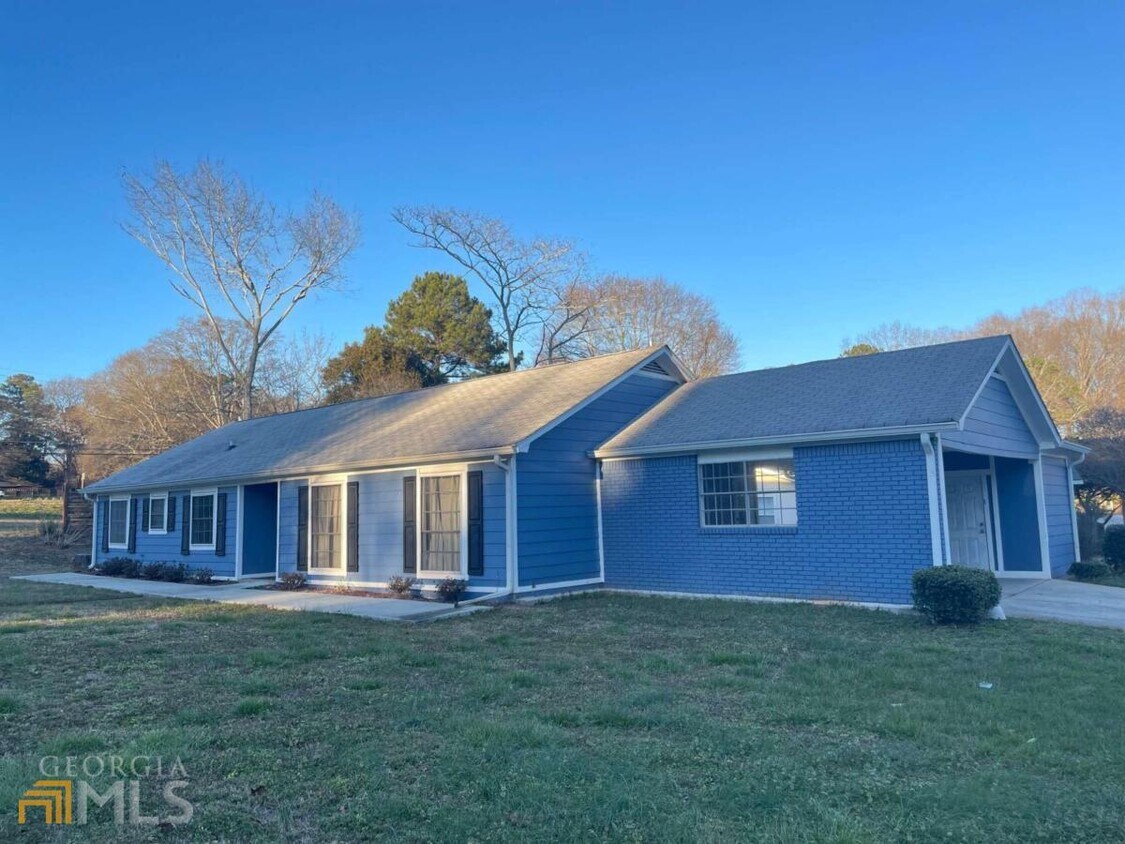 Foto principal - 1210 Allgood Rd