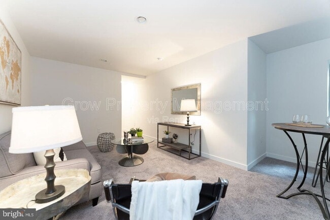 Foto del edificio - 2142 Kensington Ave