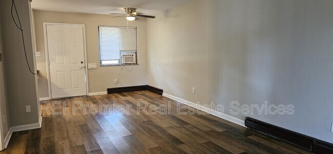 Foto del edificio - 1434 N Campbell Ave
