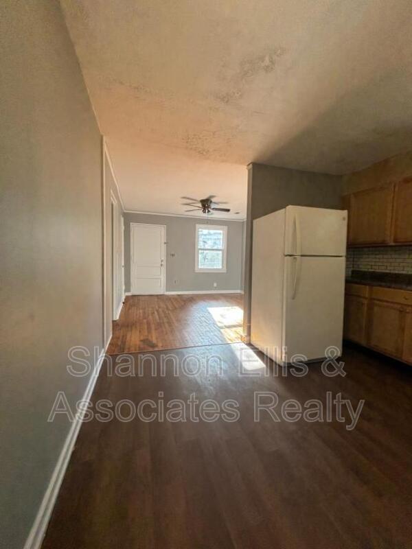 Building Photo - 1780 Cahoon St SW