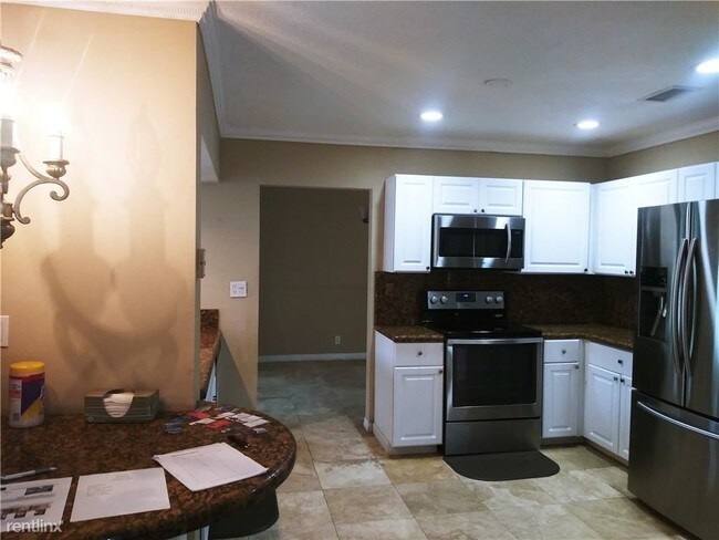 Building Photo - 4 br, 2 bath House - 3831 NW 112th Way