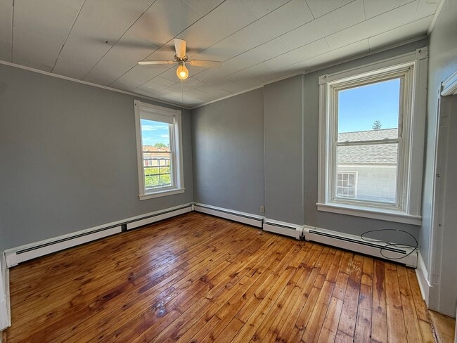Photo - 61A-63A Main St Apartment