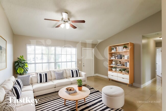 Foto del edificio - 8410 NW 27th Pl