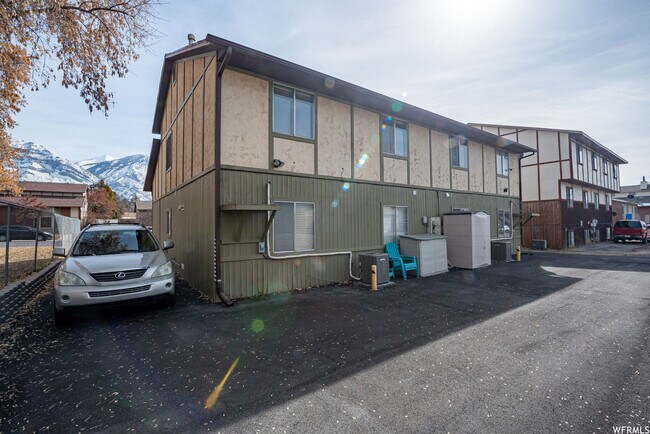 Building Photo - 713 N 1050 W