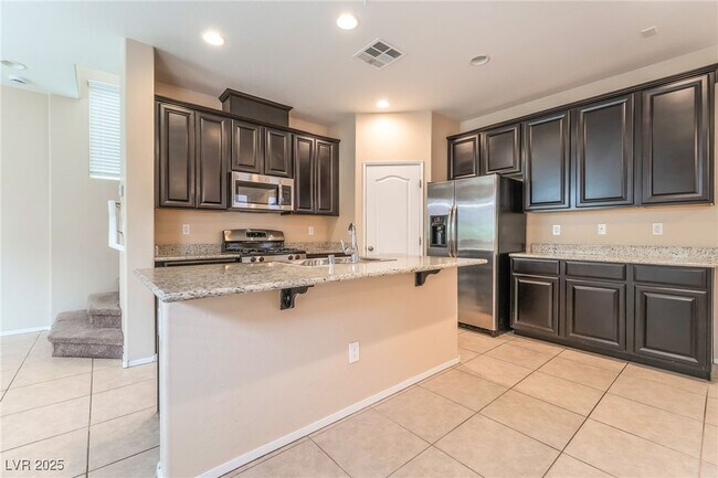 Foto del edificio - 7645 Lots Hills Dr