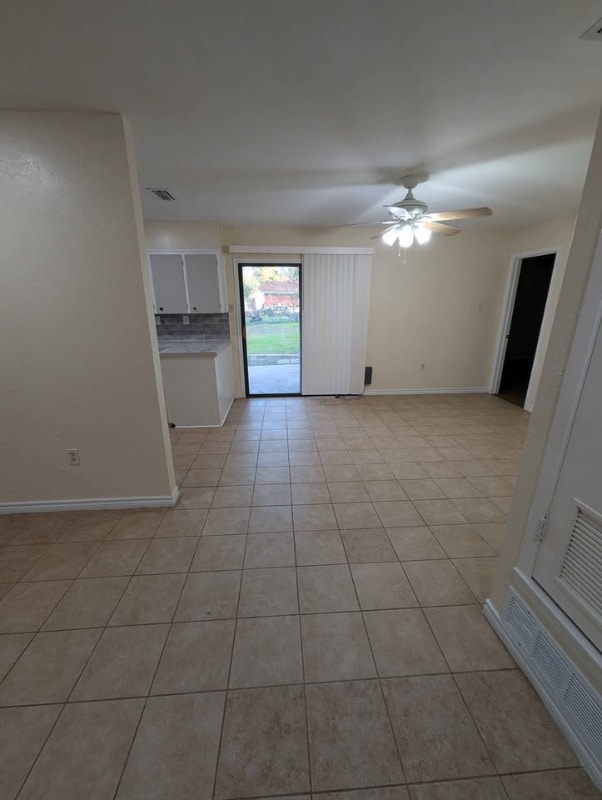 Building Photo - 931 Edwards St